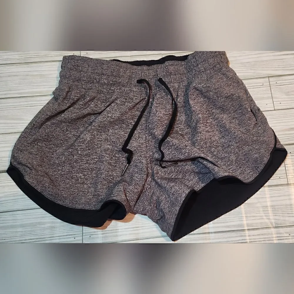 Lululemon Athletica Choose a Side Shorts Black and Heather Gray Size 4